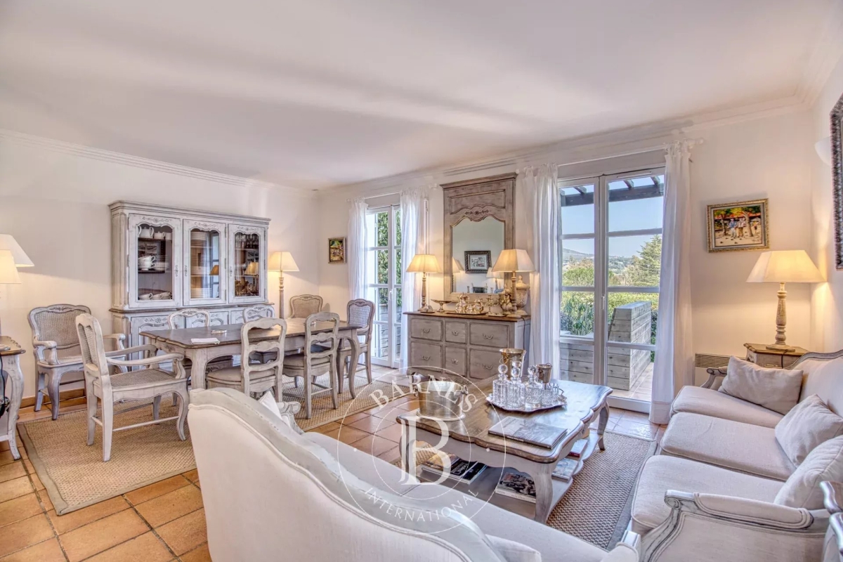 Luxury House for sale in Grimaud, 795 000 €, Photo 4