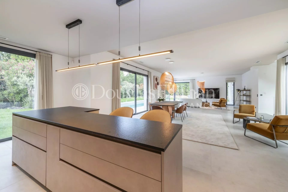 Maison de luxe à vendre à Mougins, 2 690 000 €, Photo 3