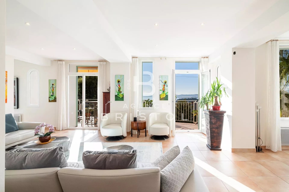 Luxury Apartment for sale in Nice, 1 190 000 €, Photo 2