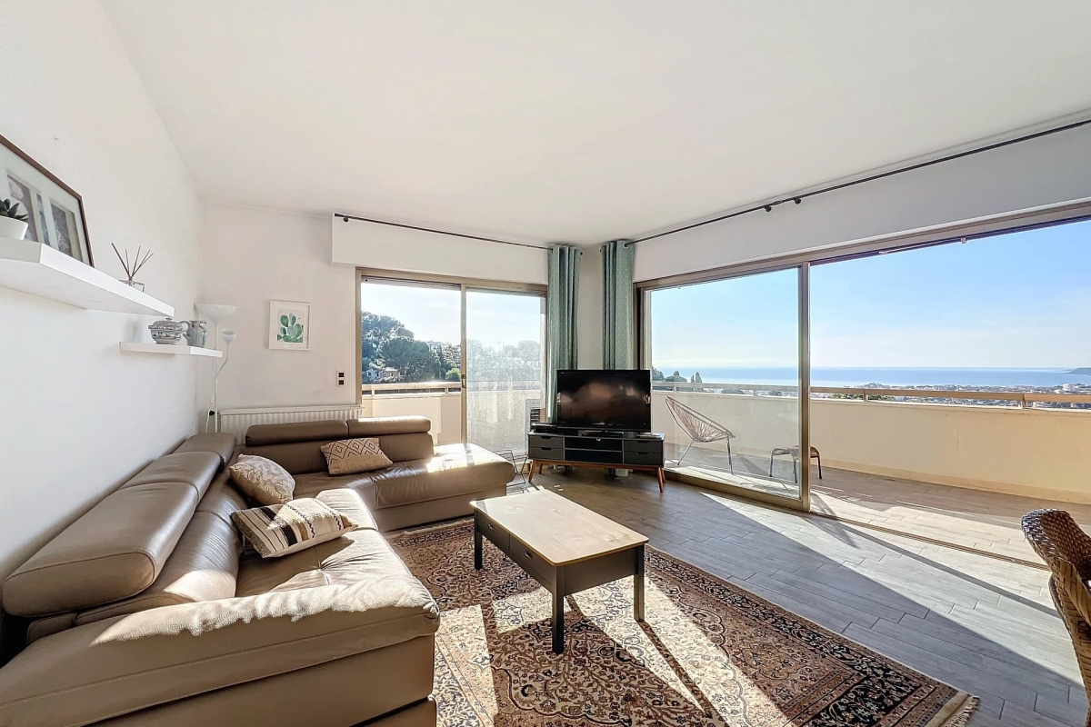 Luxury Apartment for sale in Le Cannet, 775 000 €, Photo 1