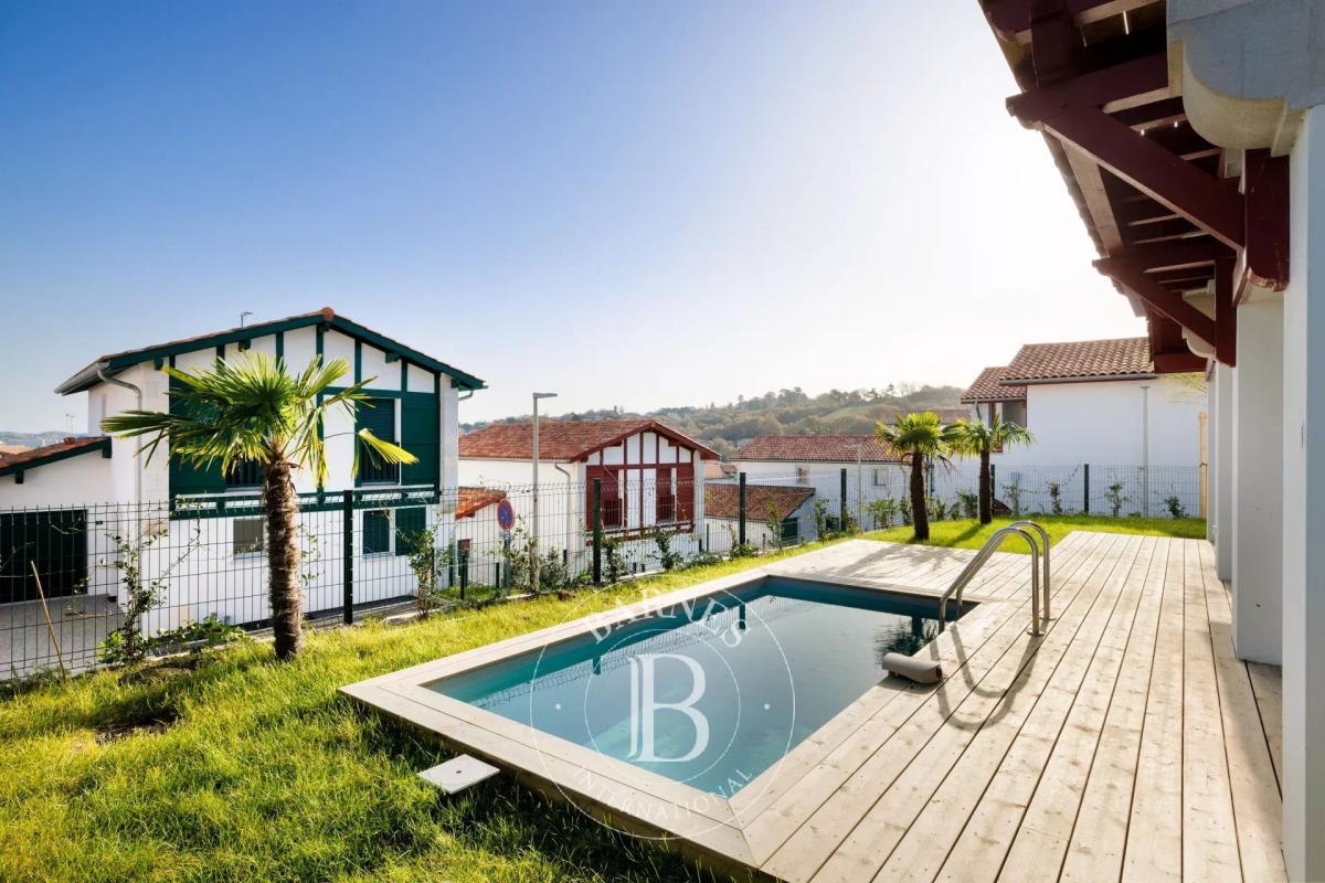 Luxury House for sale in Urrugne, 1 150 000 €, Photo 3