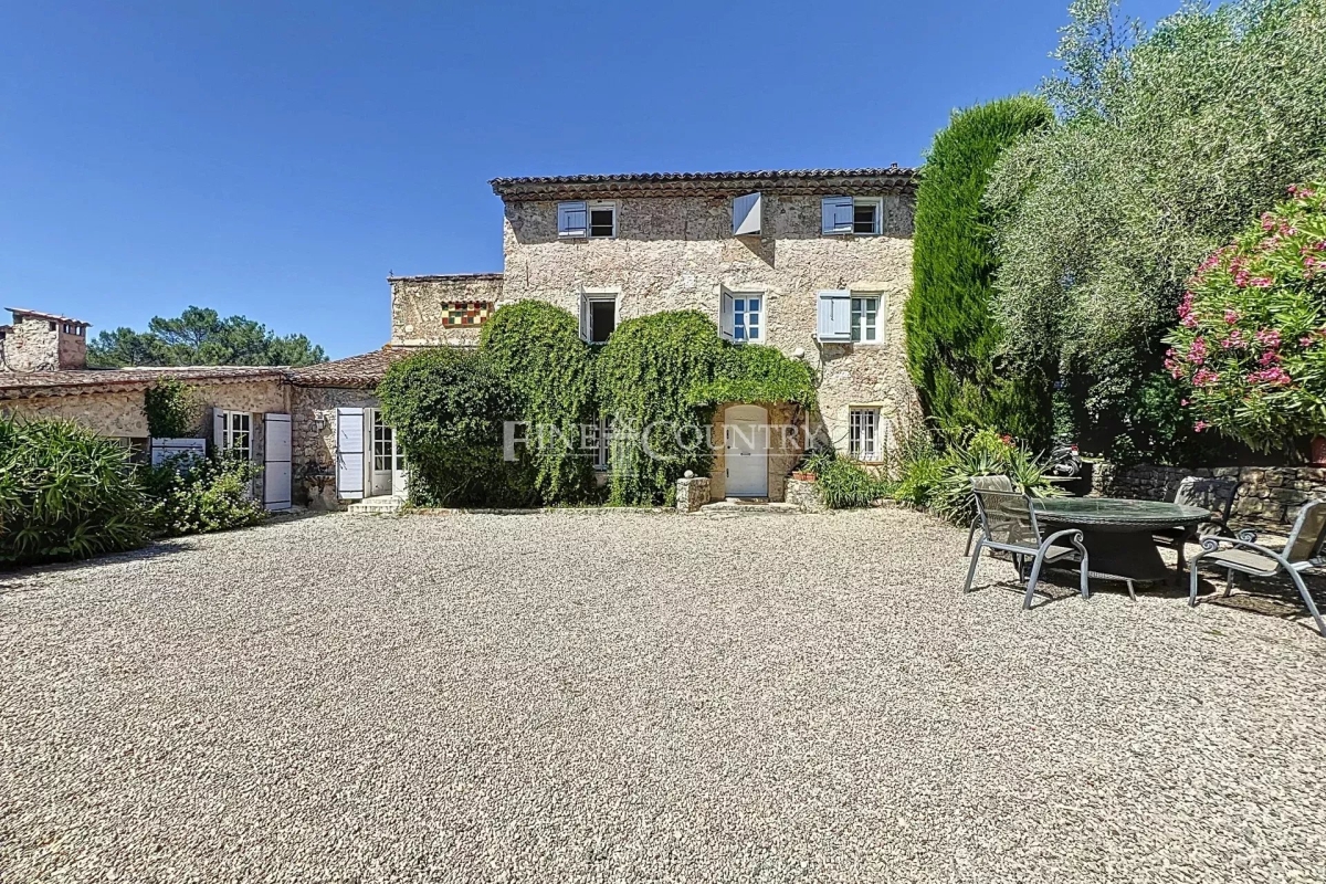 Maison de luxe à vendre à Grasse, 1 690 000 €, Photo 7