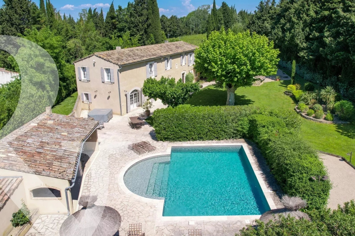 Maison de luxe à vendre à Saint-Rémy-de-Provence, 1 272 000 €, Photo 1