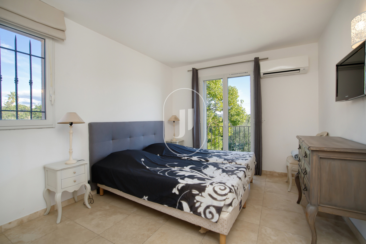 Maison de luxe à vendre à Sainte-Maxime, 830 000 €, Photo 7