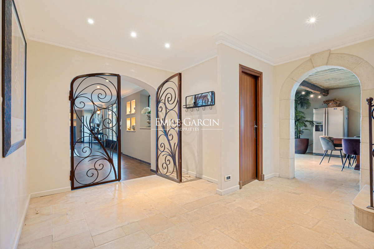 Maison de luxe à vendre à Marseille 11Ème, 1 480 000 €, Photo 7