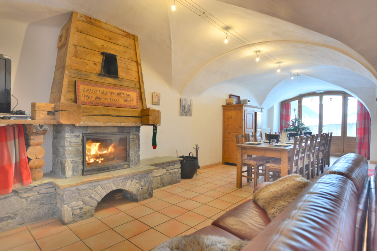 Luxury House for sale in Champagny en Vanoise, 1 575 000 €, Photo 2
