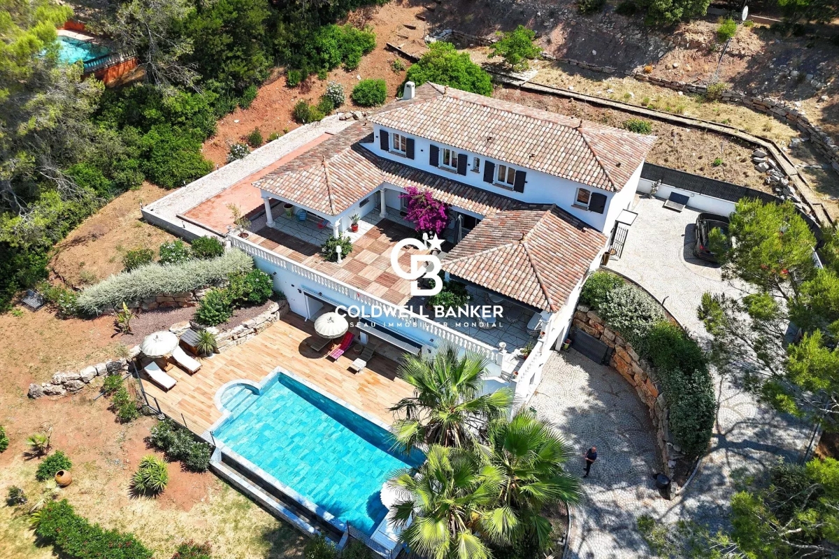Maison de luxe à vendre à Puget-sur-Argens, 1 341 000 €, Photo 1