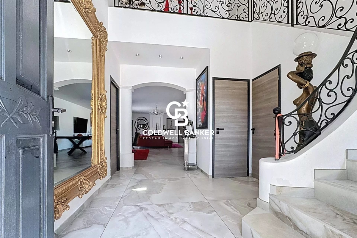 Maison de luxe à vendre à Puget-sur-Argens, 1 341 000 €, Photo 2