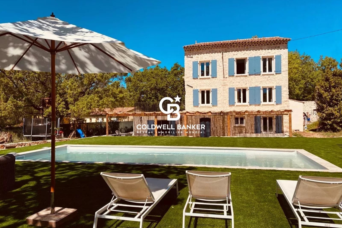 Luxury House for sale in Fayence, 695 000 €, Photo 1