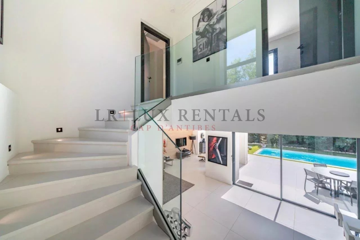 Maison de luxe à vendre à Antibes, 2 500 000 €, Photo 5
