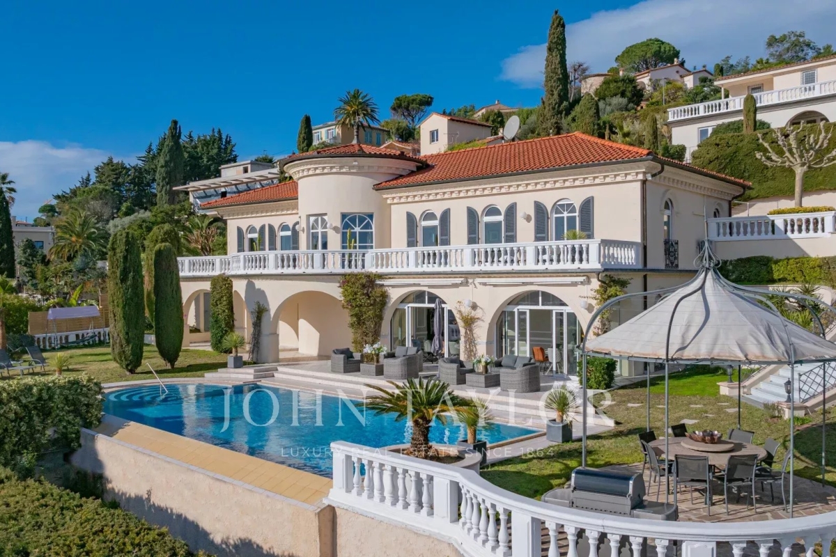 Maison de luxe à vendre à Mandelieu-la-Napoule, 3 200 000 €, Photo 1