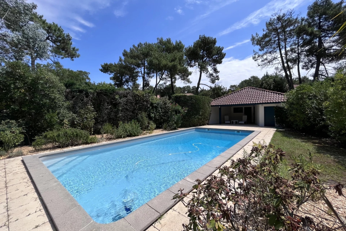 Luxury House for rental in Anglet, 4 176 €, Photo 6
