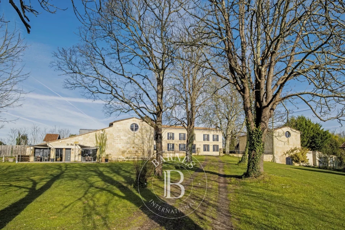 Maison de luxe à vendre à Prignac et Marcamps, 1 470 000 €, Photo 2