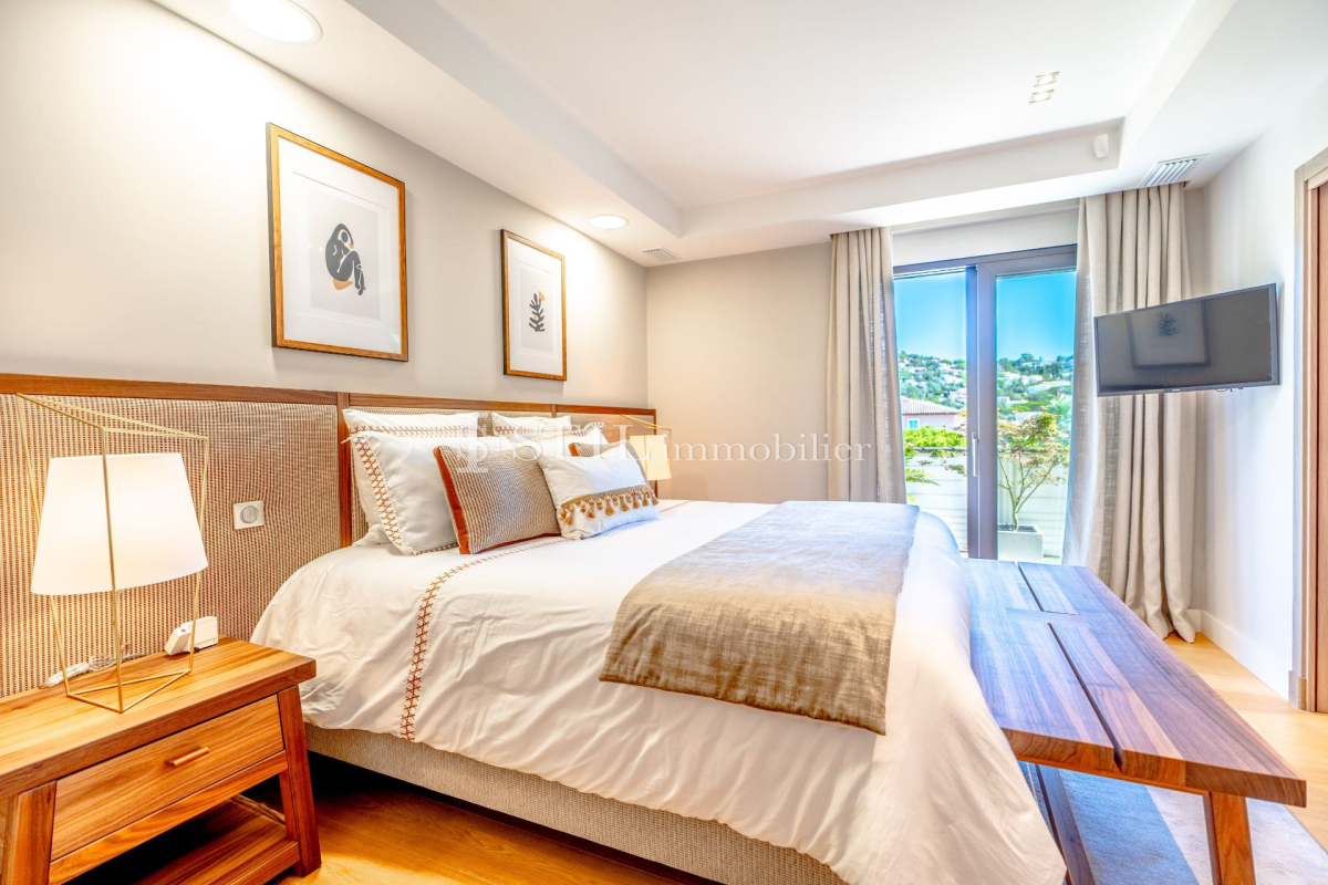 Luxury Apartment for sale in Les Issambres, 2 499 000 €, Photo 6