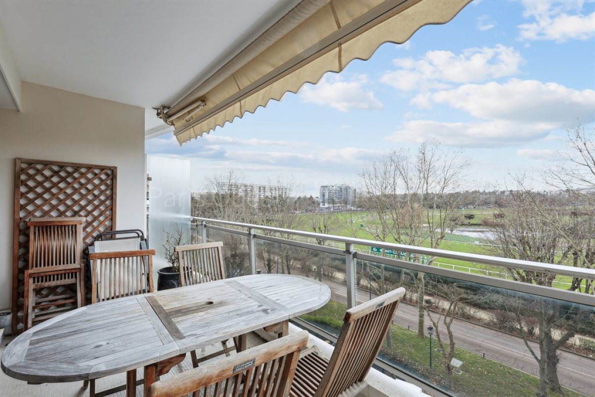 Appartement de luxe à vendre à Saint-Cloud, 825 000 €, Photo 1