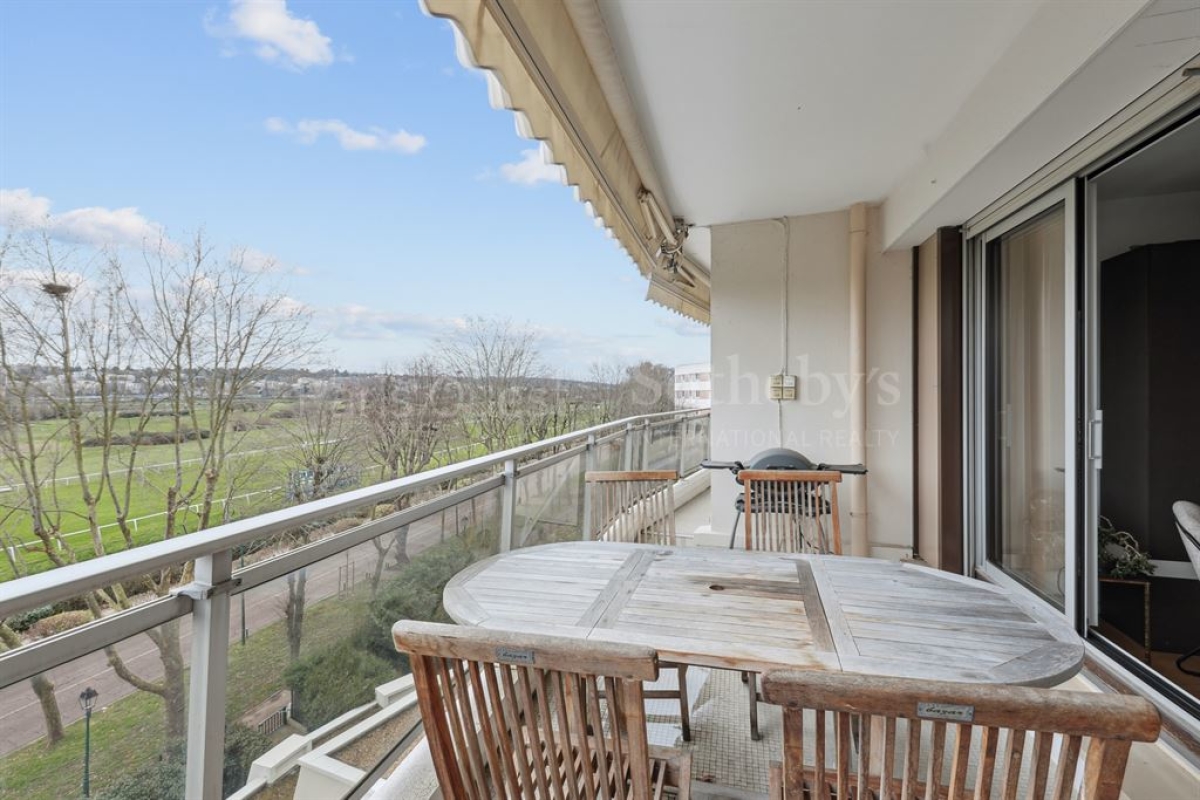 Appartement de luxe à vendre à Saint-Cloud, 825 000 €, Photo 3