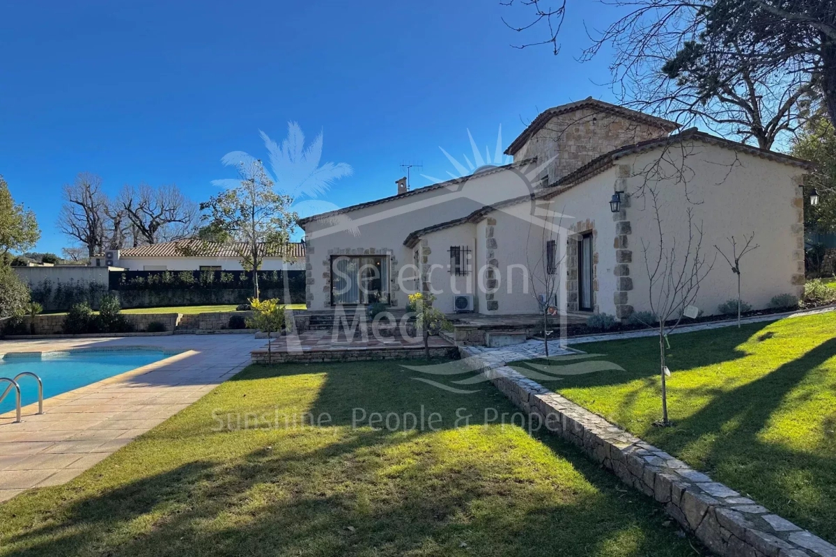 Maison de luxe à vendre à Valbonne, 1 750 000 €, Photo 1