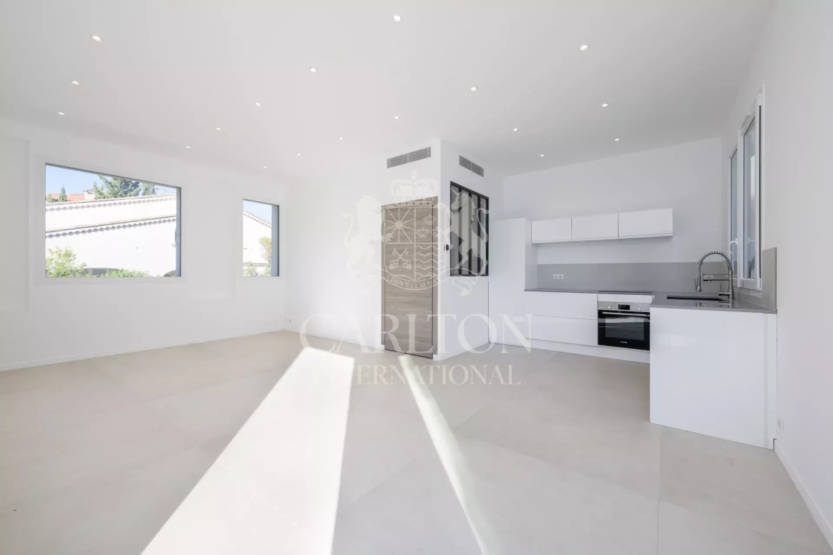 Maison de luxe à vendre à Cannes, 999 000 €, Photo 3