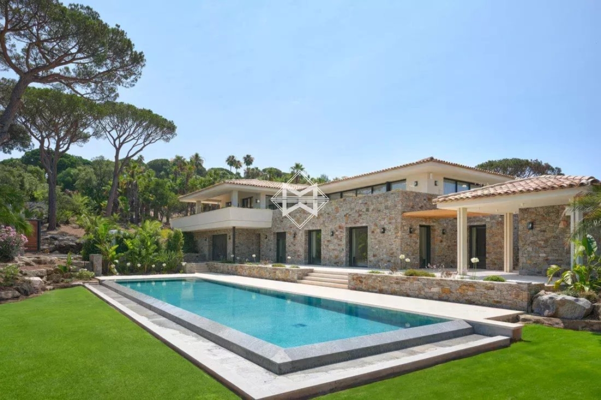 Maison de luxe à vendre à Saint-Tropez, 15 900 000 €, Photo 2