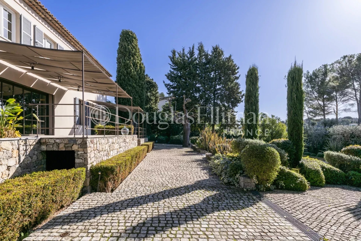 Maison de luxe à vendre à Mougins, 2 490 000 €, Photo 2
