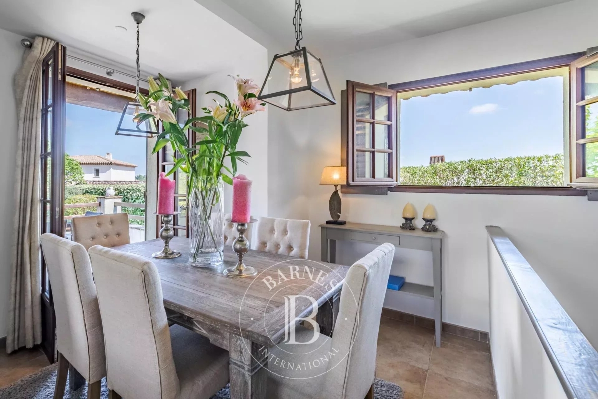 Maison de luxe à vendre à Valbonne, 1 250 000 €, Photo 5