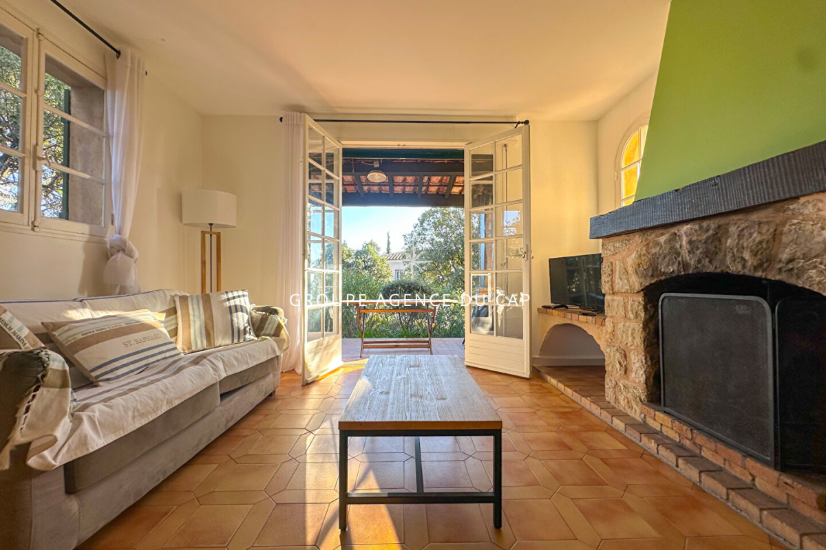 Maison de luxe à vendre à Saint-Aygulf, 895 000 €, Photo 5