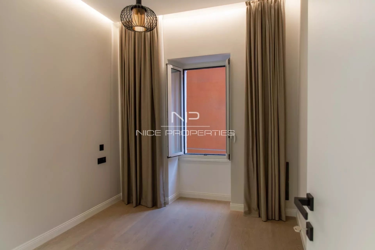 Luxury Apartment for sale in Villefranche-sur-Mer, 590 000 €, Photo 5