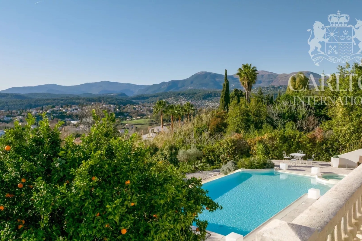 Maison de luxe à vendre à Saint-Paul-de-Vence, 2 375 000 €, Photo 1