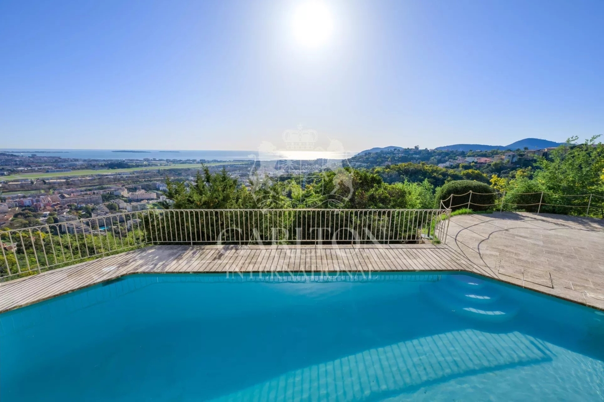 Maison de luxe à vendre à Mandelieu-la-Napoule, 1 990 000 €, Photo 1