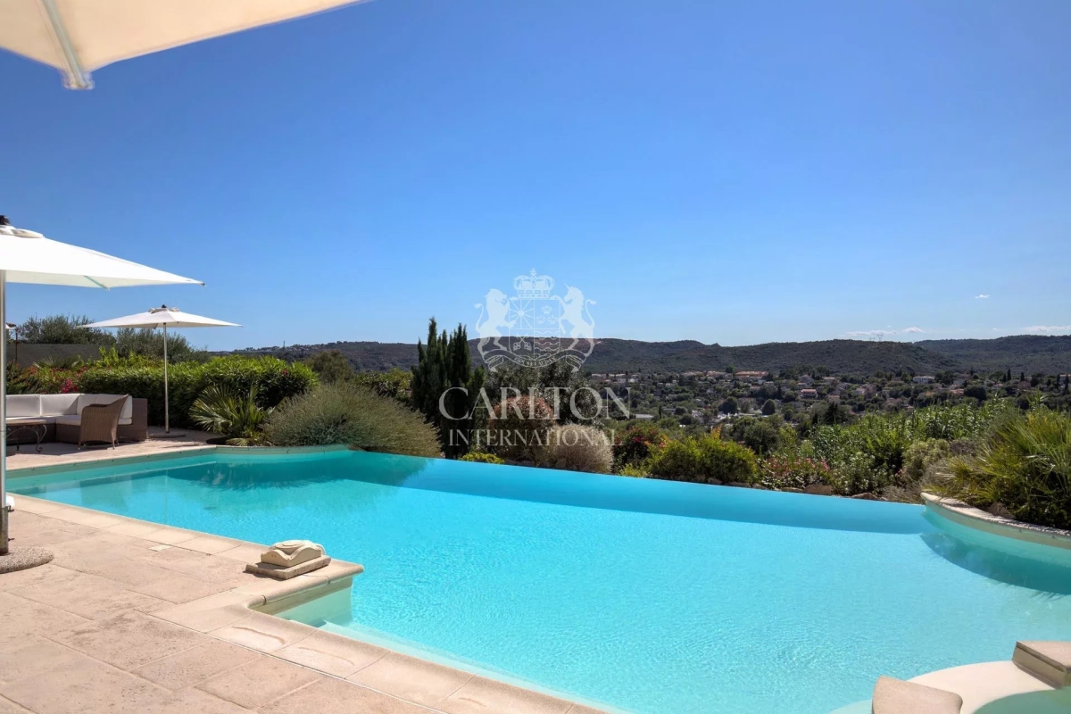 Luxury House for sale in Saint-Paul-de-Vence, 2 375 000 €, Photo 4