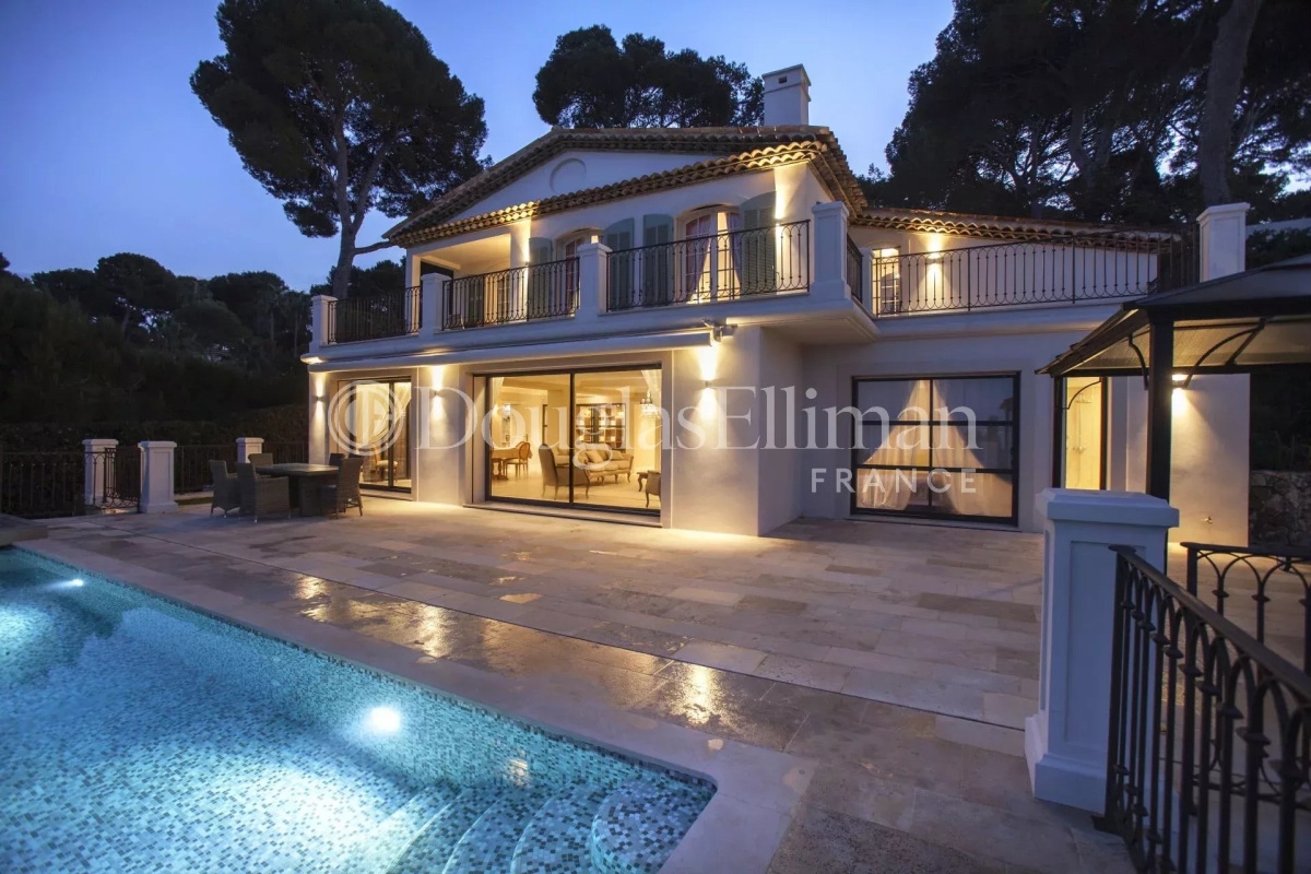 Luxury House for sale in Cap d'Antibes, 5 200 000 €, Photo 1