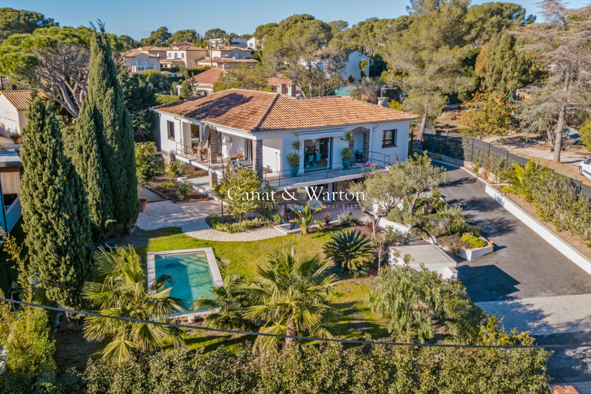 Luxury House for sale in Saint-Raphaël, 1 095 000 €, Photo 1