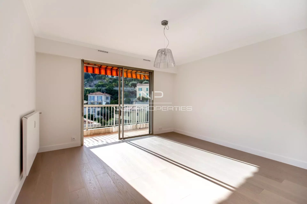 Appartement de luxe à vendre à Beaulieu-sur-Mer, 580 000 €, Photo 2