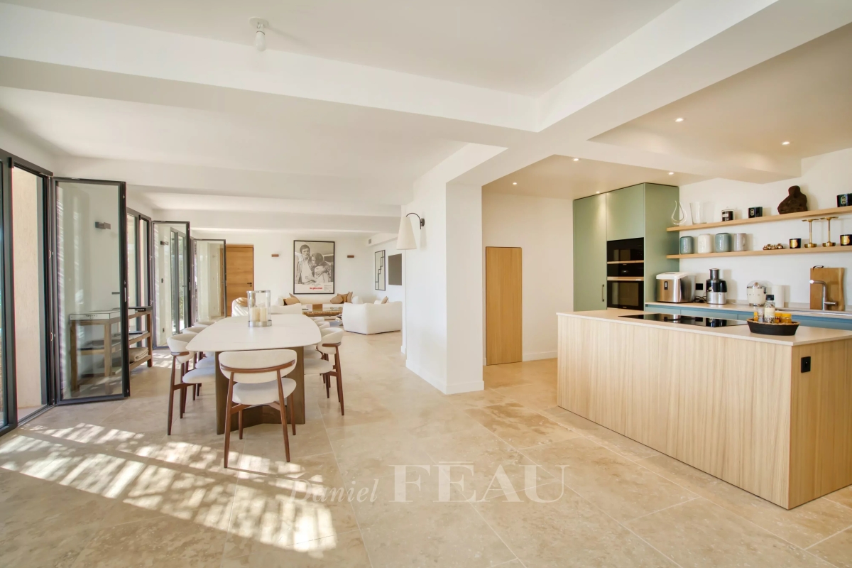 Luxury House for sale in Cavalaire-sur-Mer, 2 800 000 €, Photo 6