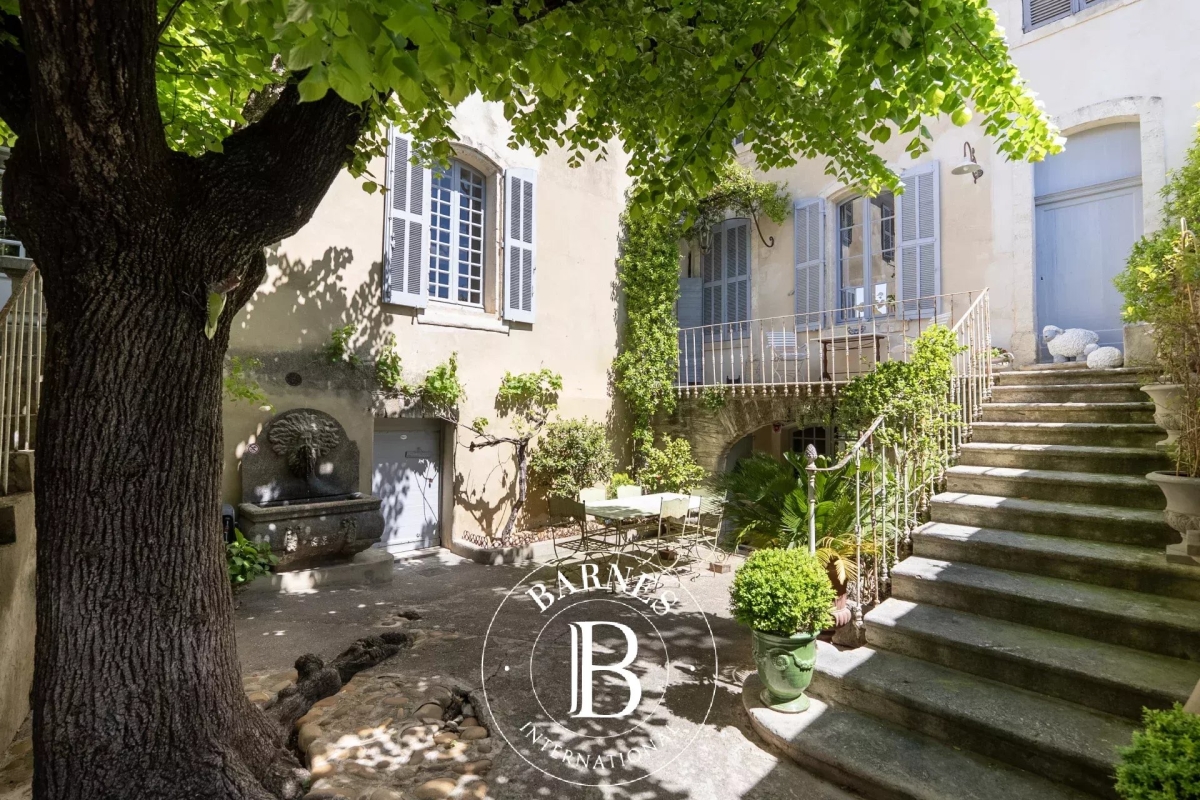 Luxury House for sale in Châteauneuf-de-Gadagne, 1 580 000 €, Photo 1