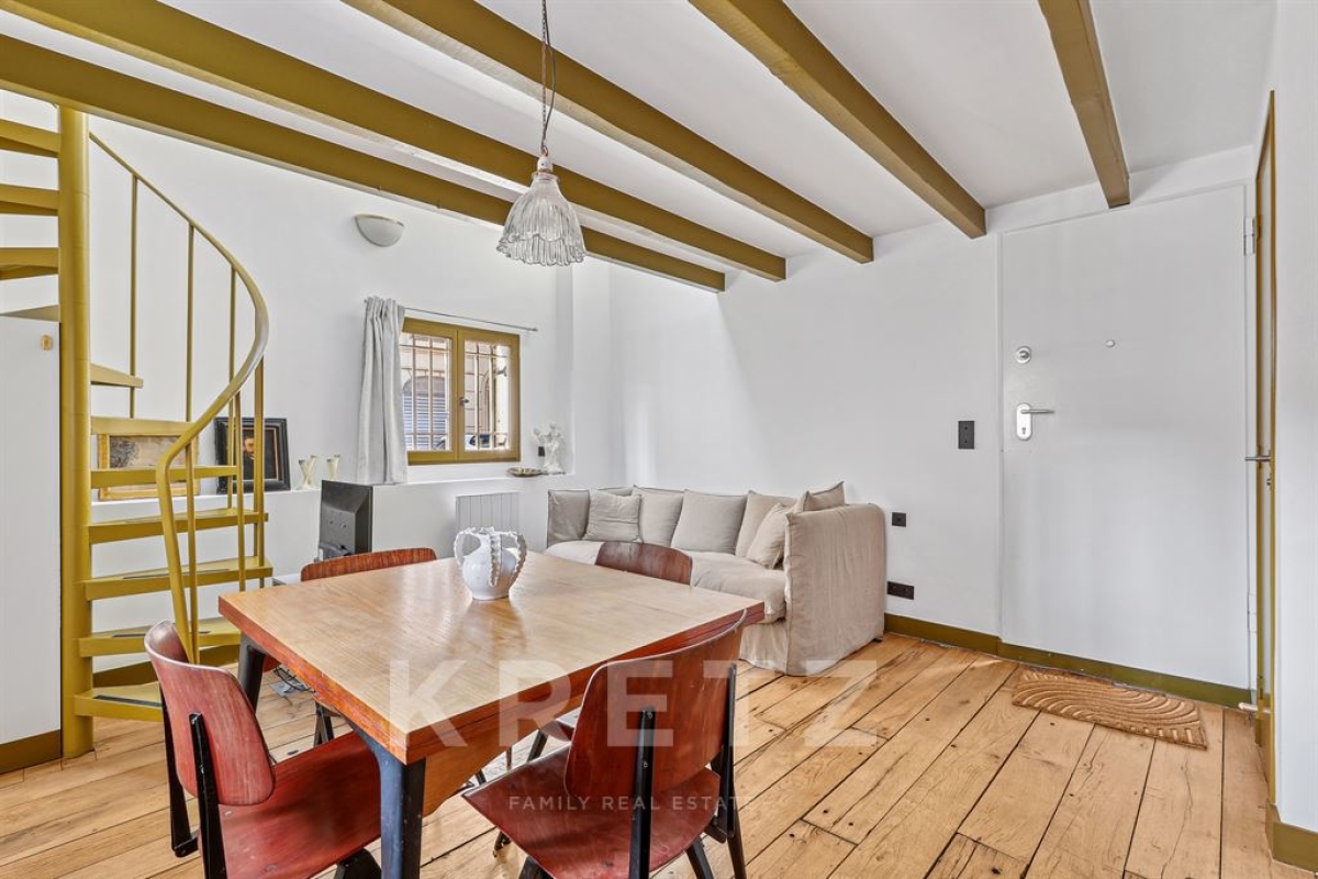 Luxury House for sale in Paris 18Ème, 600 000 €, Photo 3