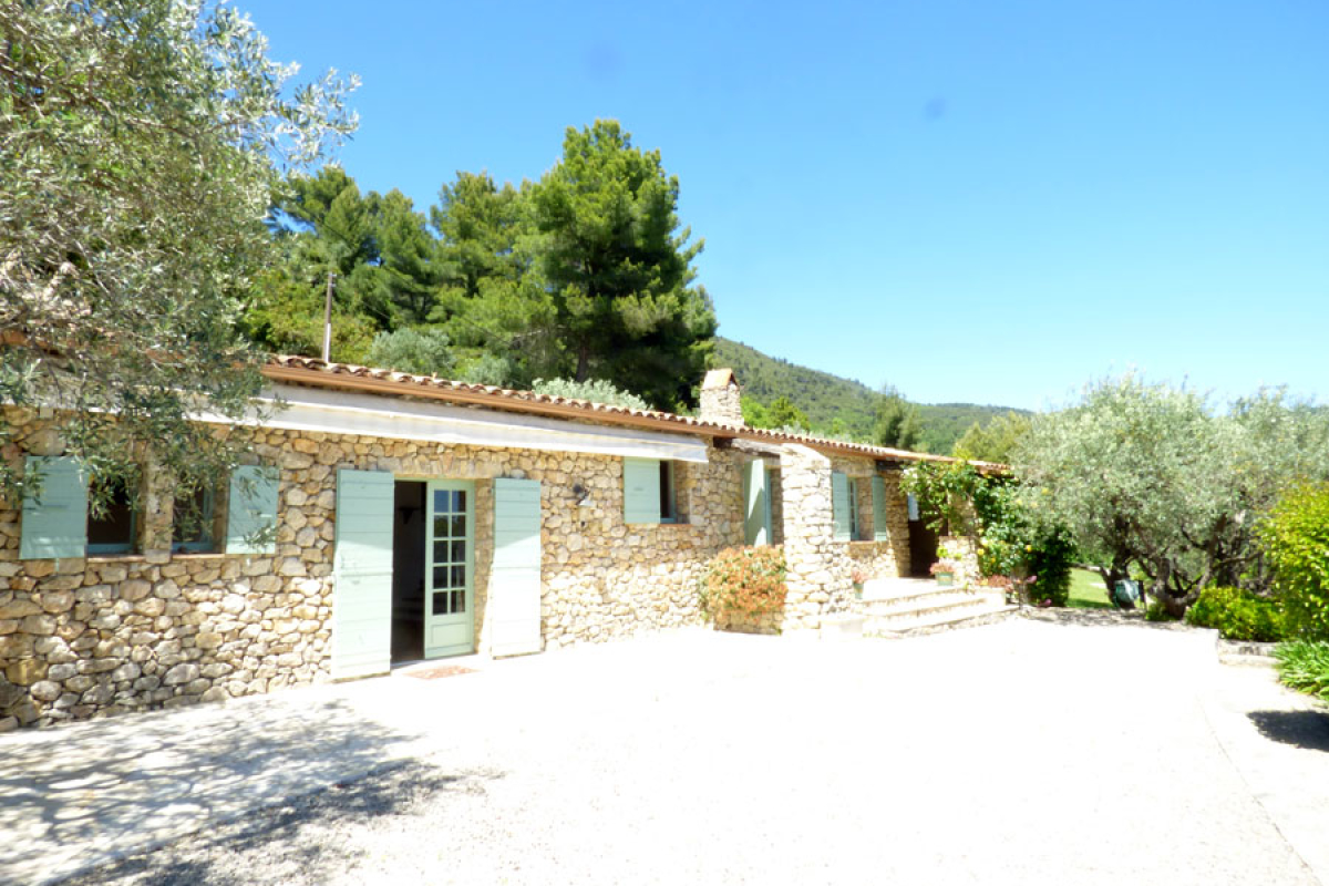 Maison de luxe à vendre à Seillans, 945 000 €, Photo 1