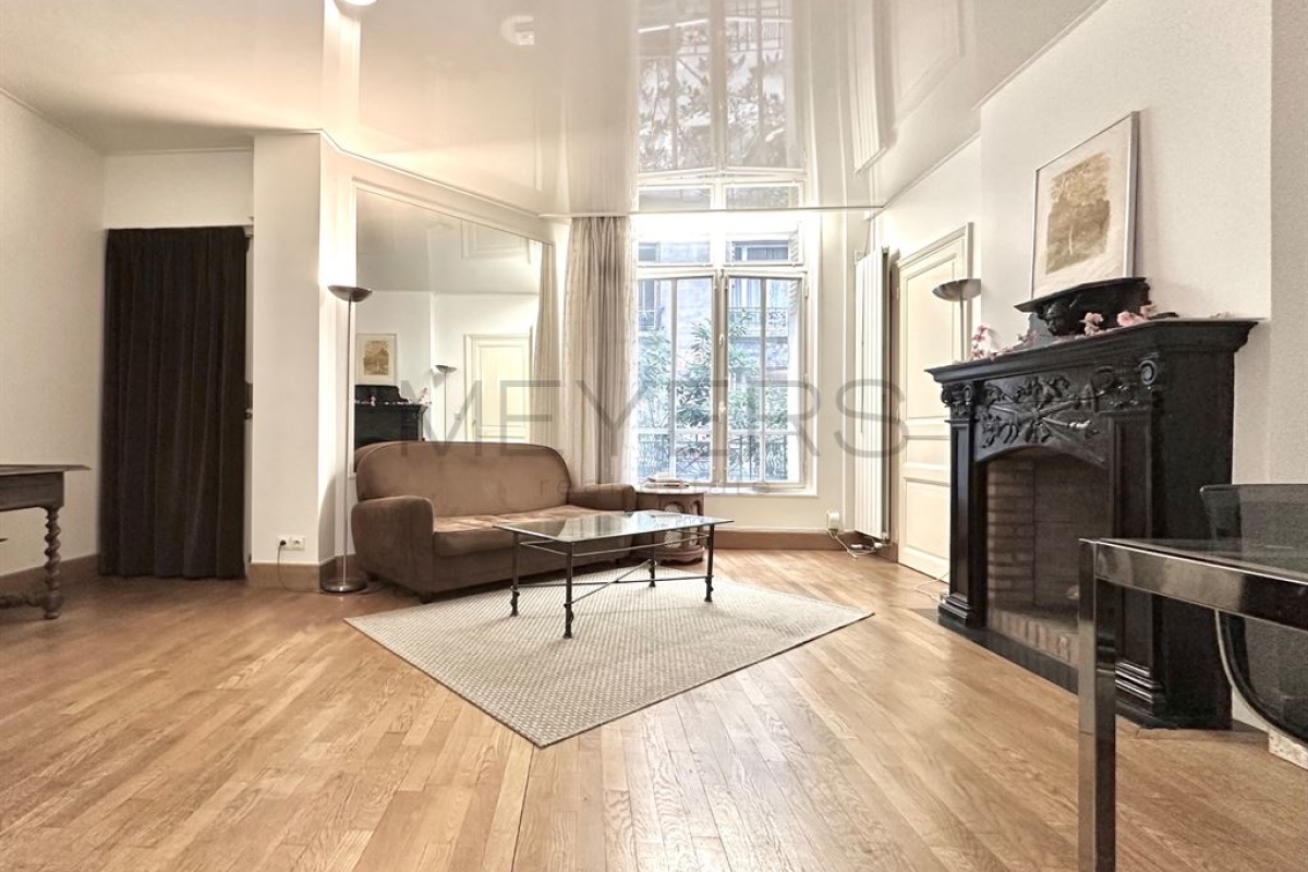 Luxury Apartment for sale in Paris 16Ème, 925 000 €, Photo 3