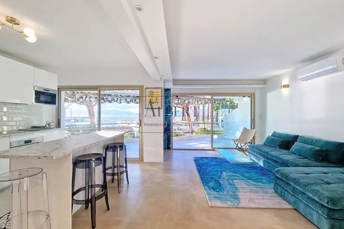 Luxury Apartment for sale in Cannes, 925 000 €, Photo 1