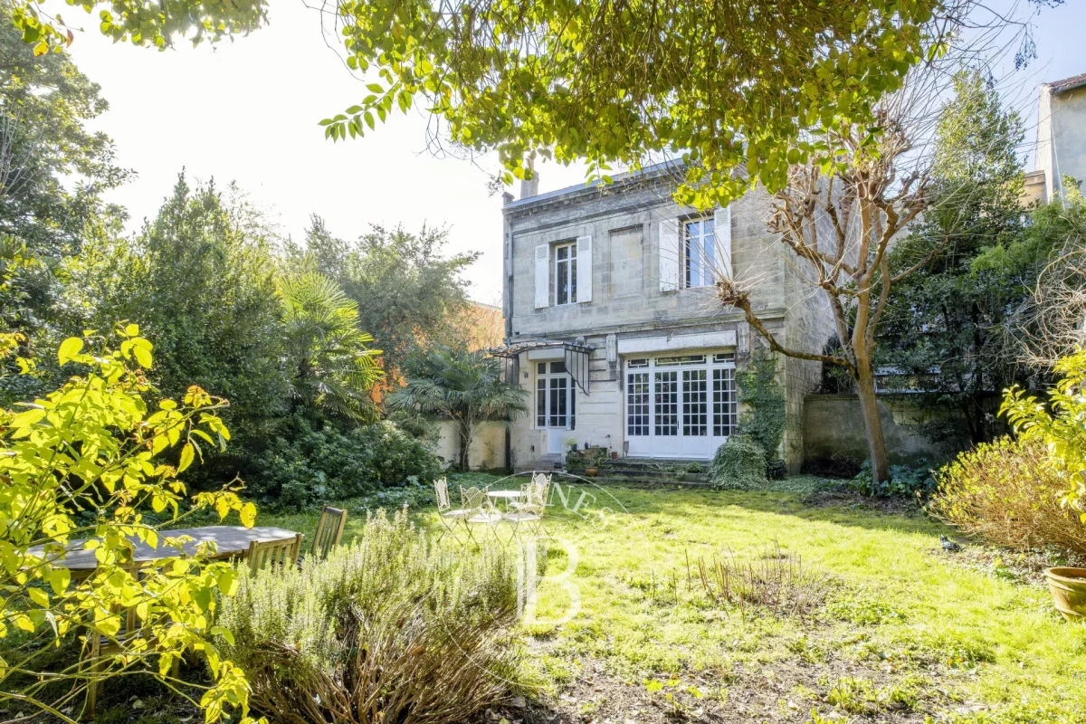 Maison de luxe à vendre à Bordeaux, 1 790 000 €, Photo 3