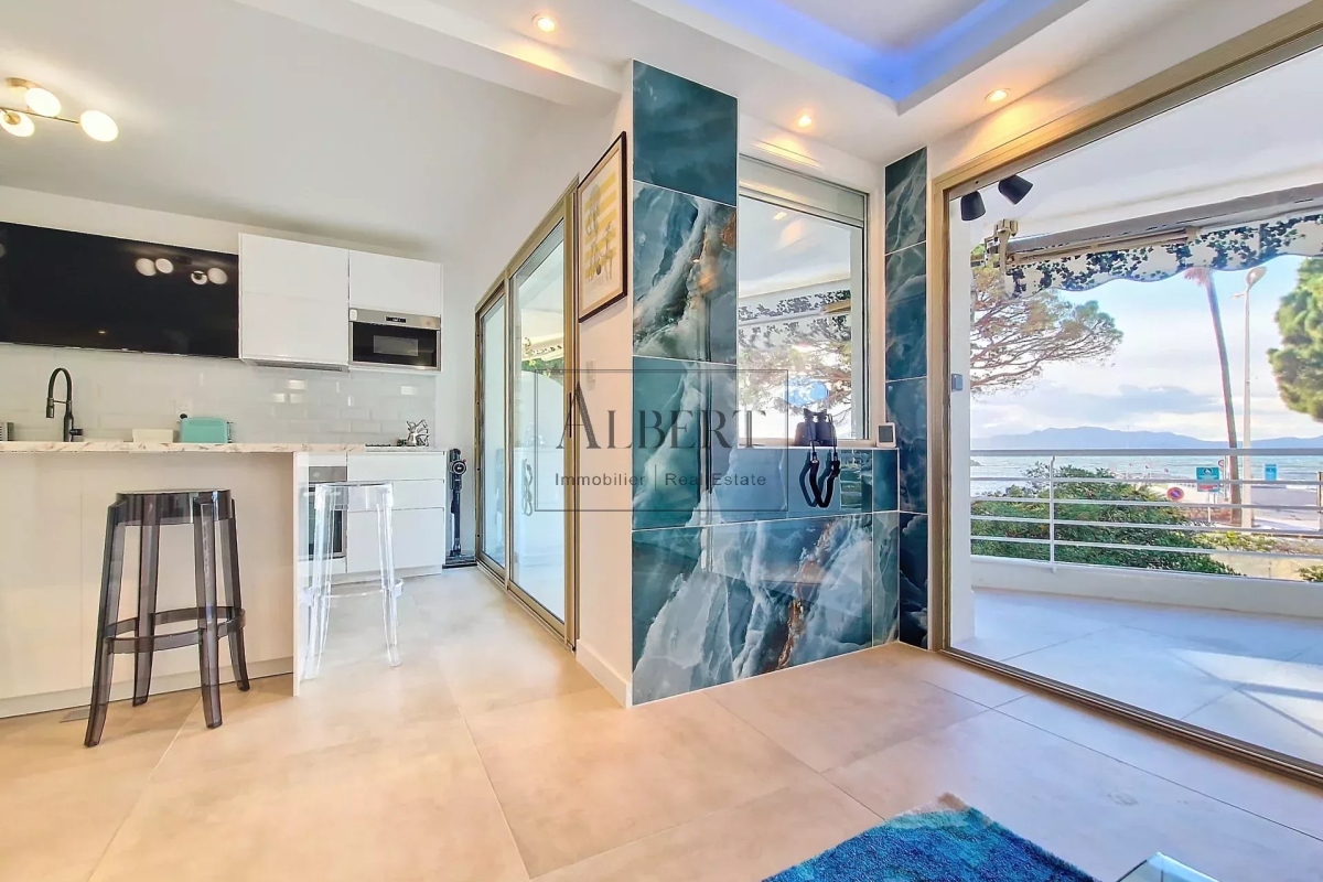 Luxury Apartment for sale in Cannes, 925 000 €, Photo 5