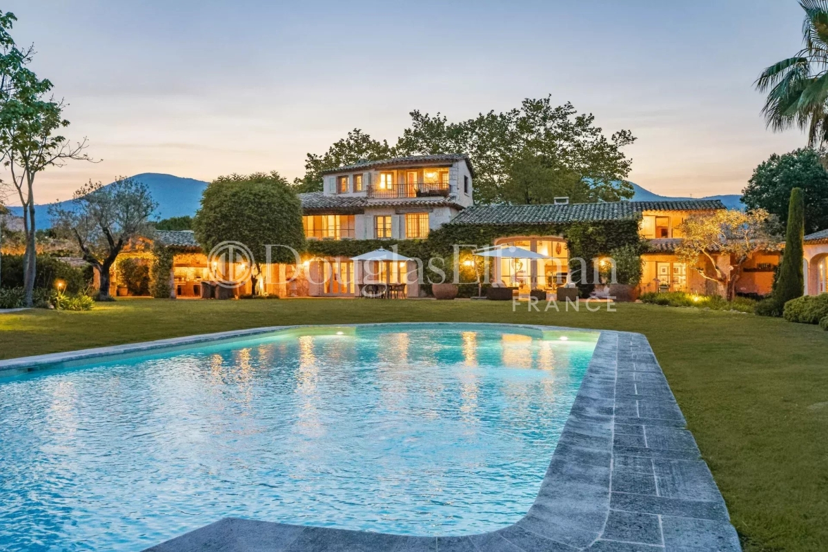 Luxury House for sale in La Colle-sur-Loup, 12 900 000 €, Photo 1