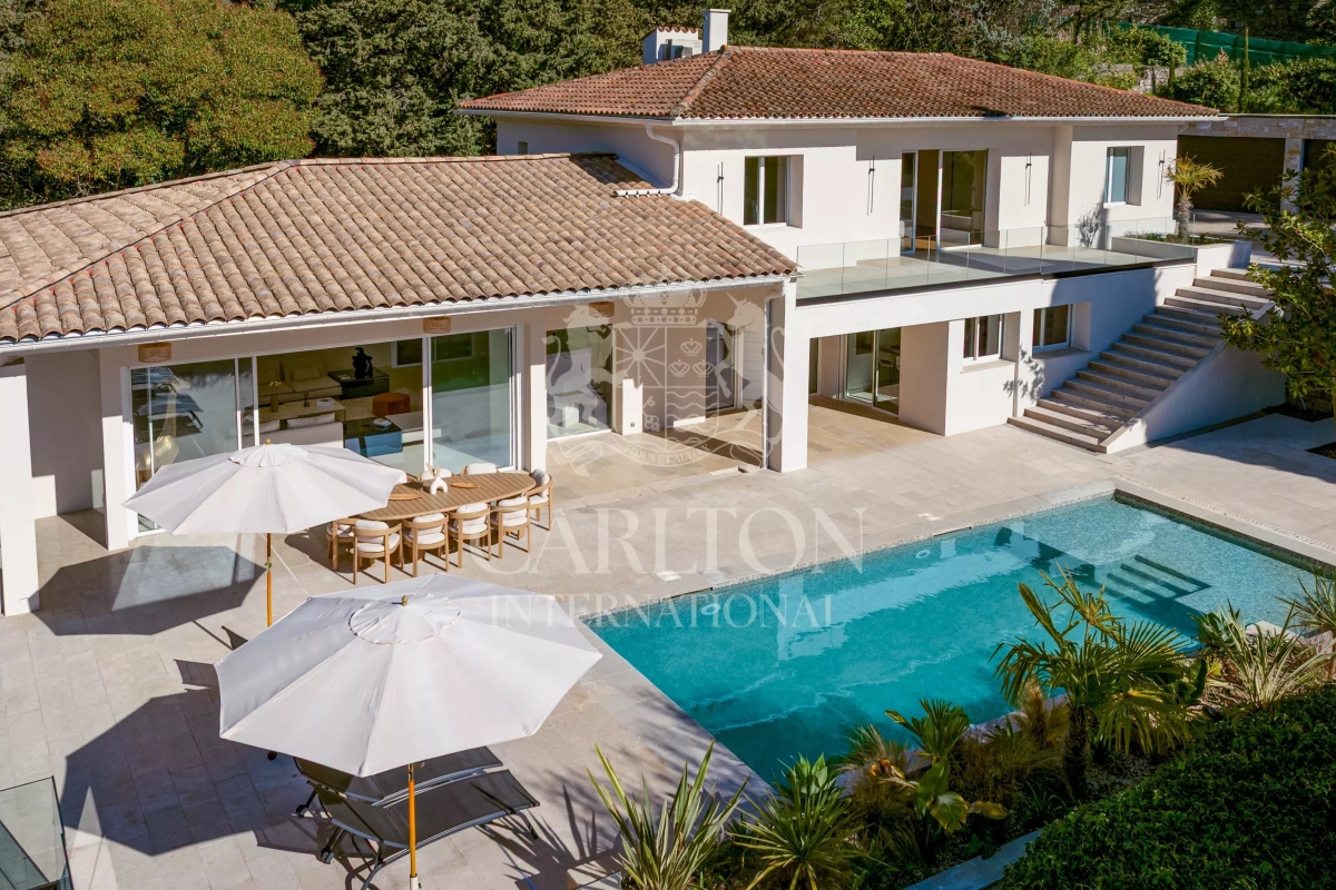 Luxury House for sale in Mougins, 2 590 000 €, Photo 2
