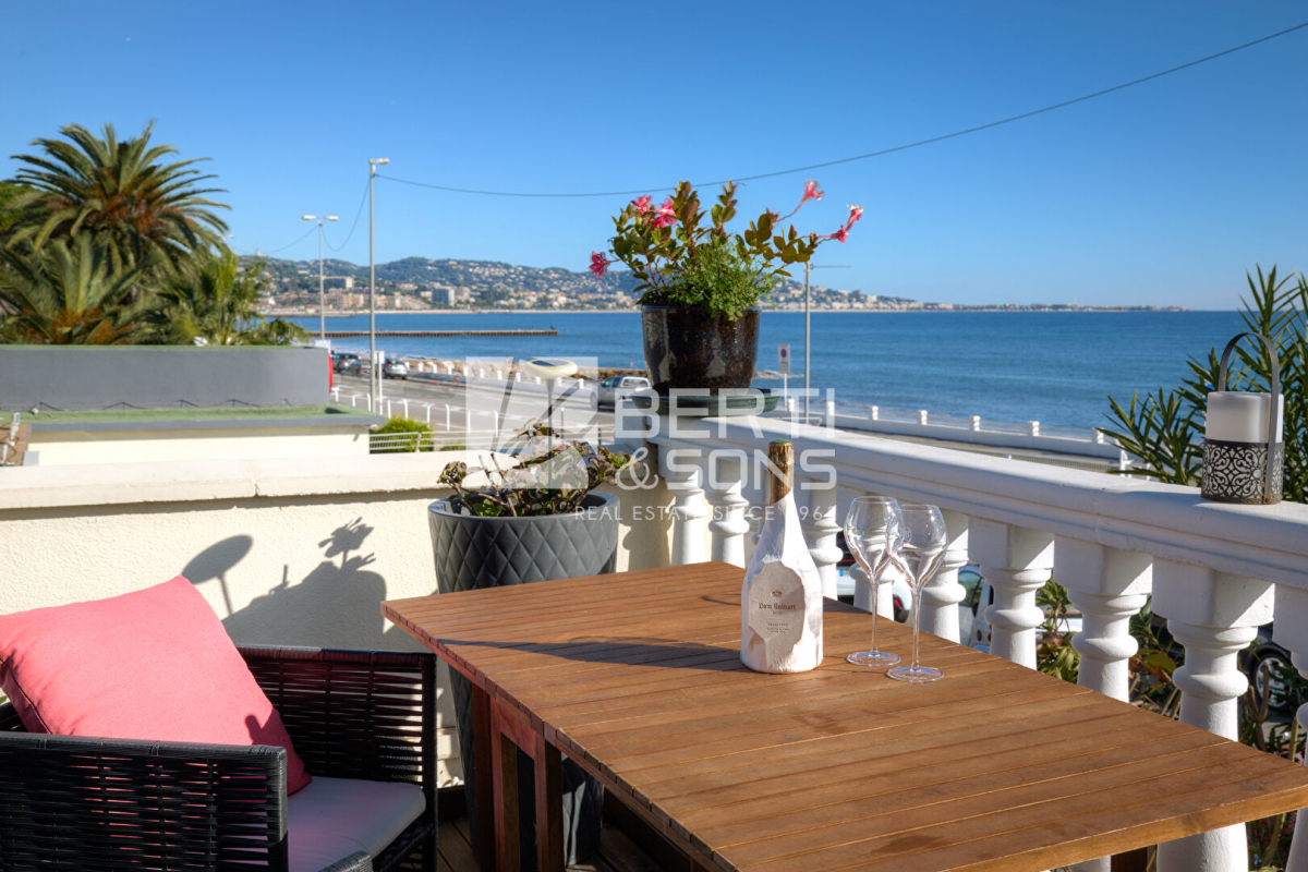 Appartement de luxe à vendre à Mandelieu-la-Napoule, 980 000 €, Photo 1