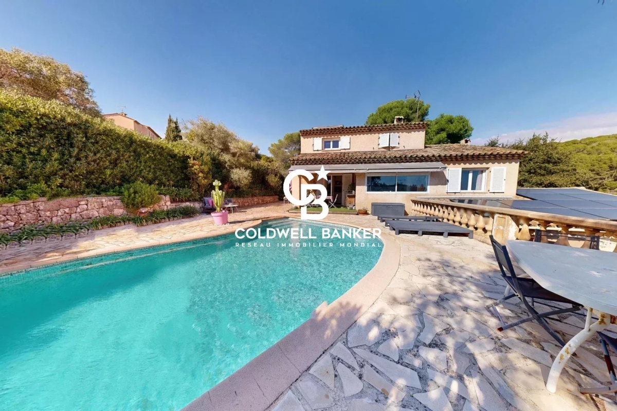 Maison de luxe à vendre à Antibes, 990 000 €, Photo 2