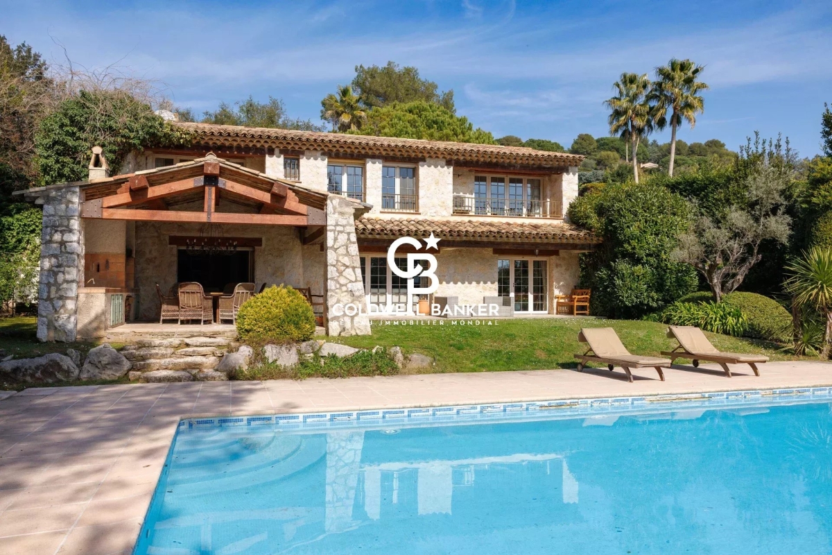 Maison de luxe à vendre à La Colle-sur-Loup, 1 950 000 €, Photo 1