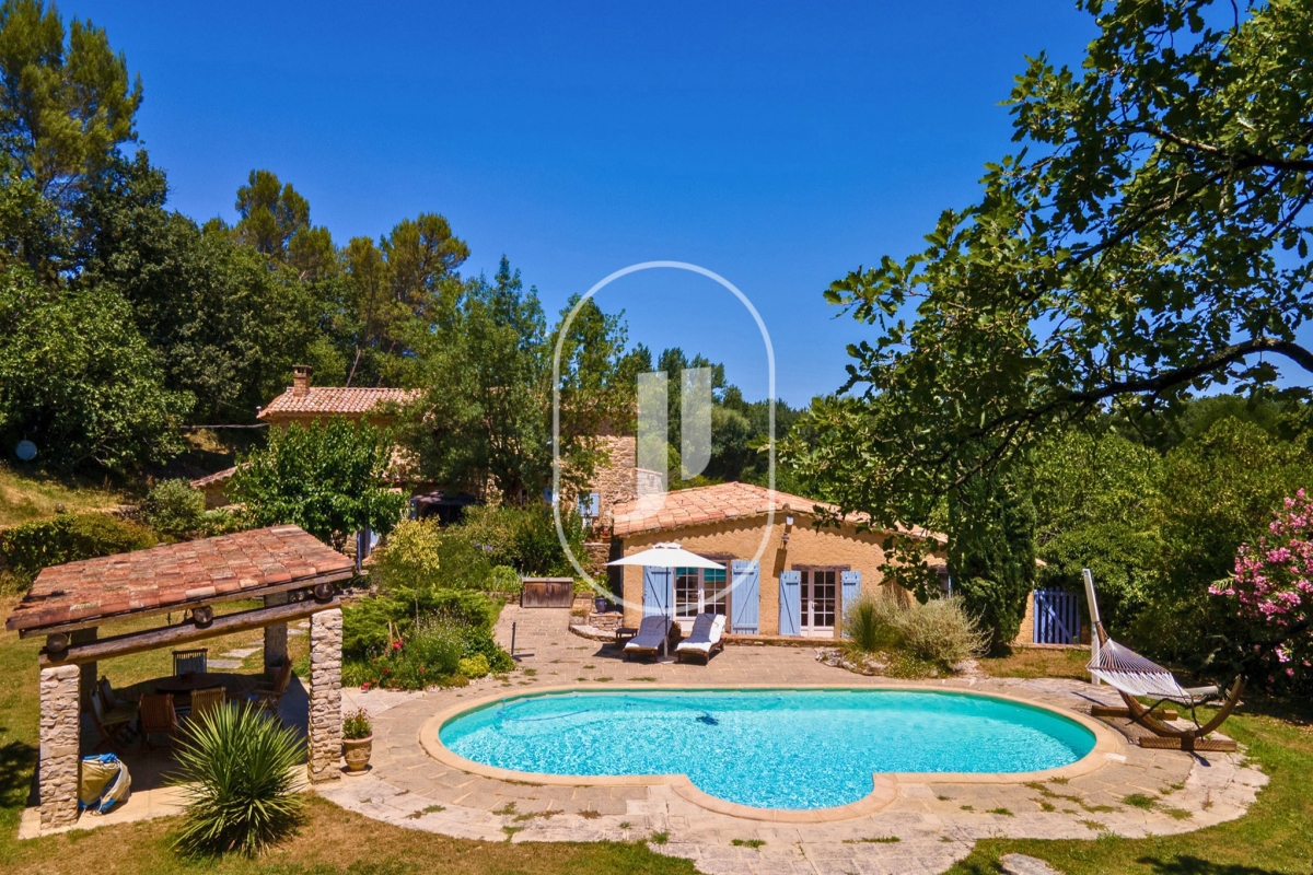 Luxury House for sale in Mons, 640 000 €, Photo 1