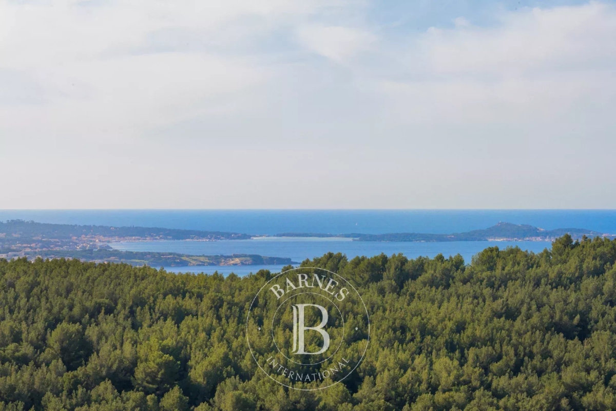 Maison de luxe à vendre à Sanary-sur-Mer, 2 650 000 €, Photo 4