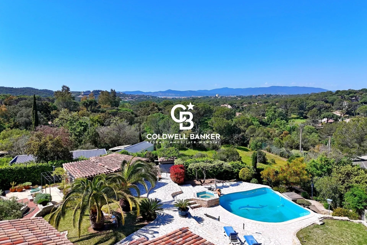 Luxury House for sale in Saint-Raphaël, 1 250 000 €, Photo 2