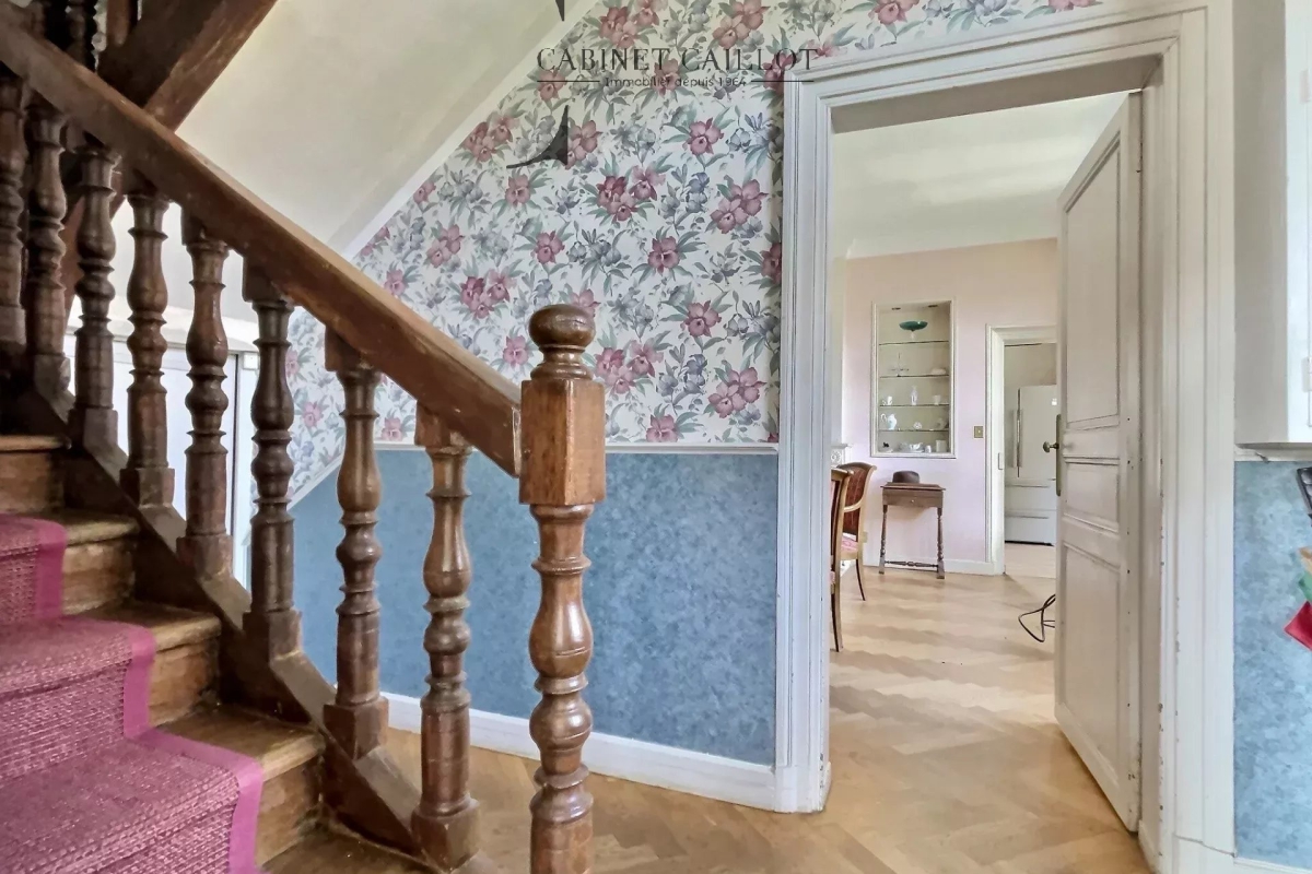 Maison de luxe à vendre à Saintes, 420 000 €, Photo 6